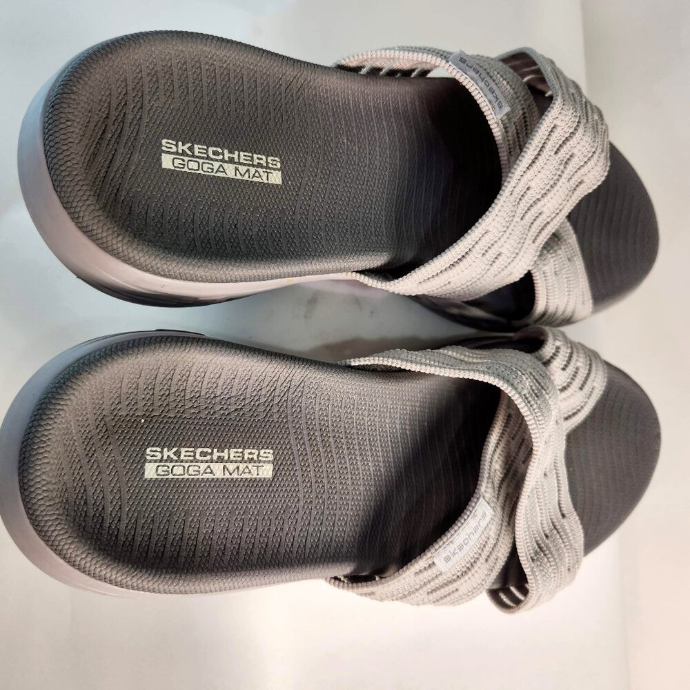 Sketchers, Goga Mat Gen 5, gray/white Sz 7, pre-owned, excellent condition